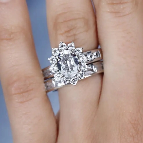 NWT White Topaz Set of 2 Rings in Platinum Over Sterling Silver 4.75 ctw - Picture 4 of 9